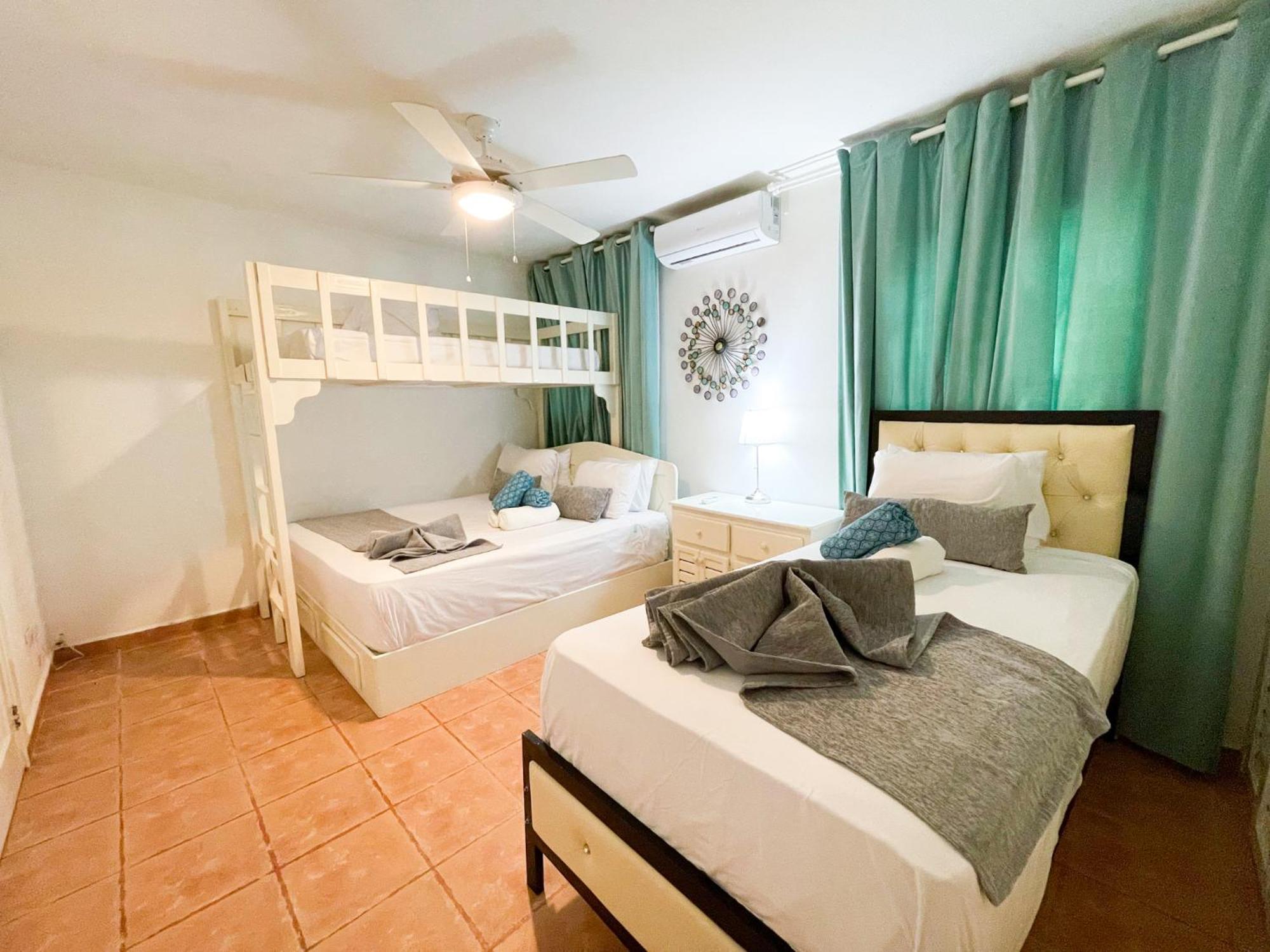 Hotel Casa Del Sol Wifi Bbq Parking Corales Club &